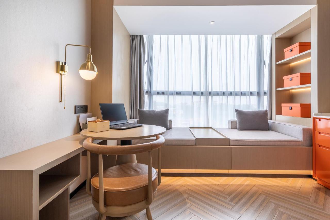 Guangzhou Baiyun Airport Mehood Liz Hotel Free Shuttle Bus To Airport Esterno foto